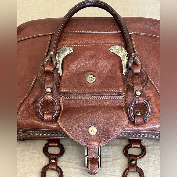 TOD’S Textured Leather Satchel w/dust bag - Picture 13 of 17